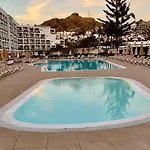 Apartment Cura Marina Seafront