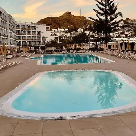 Apartment Seafront Playa Del Cura