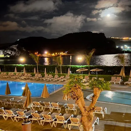 Seafront Playa Del Cura *