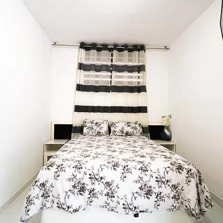 Seafront * פלאיה דל קורה