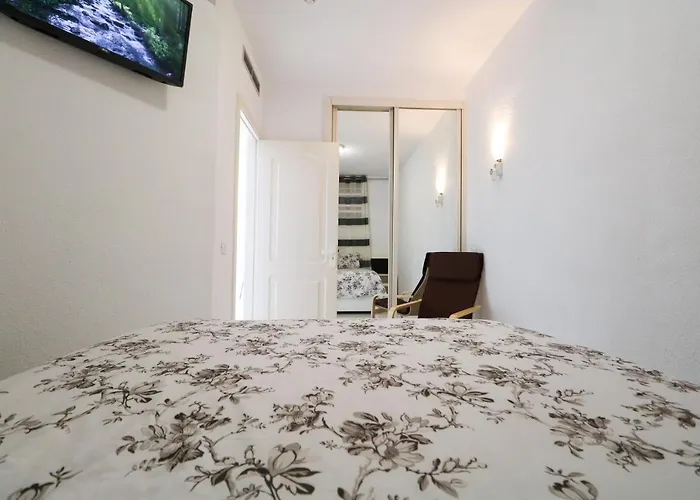 Appartement Cura Marina Seafront *