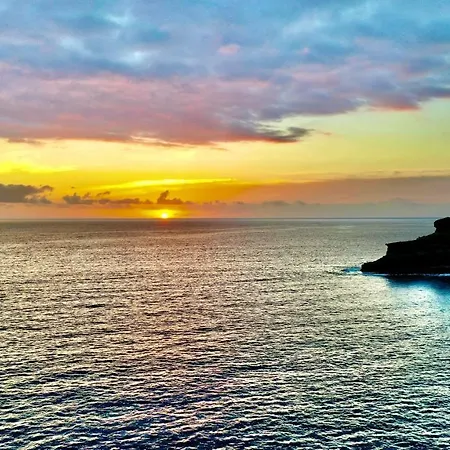 Seafront アパート