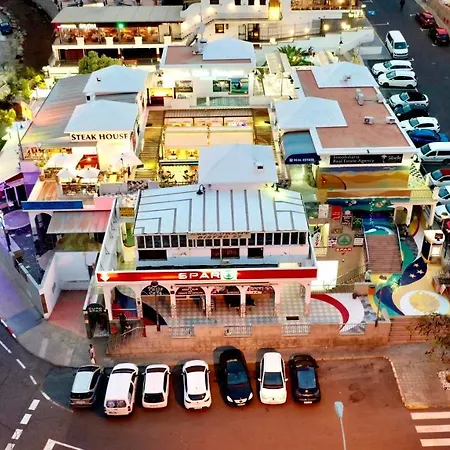 Seafront アパート *