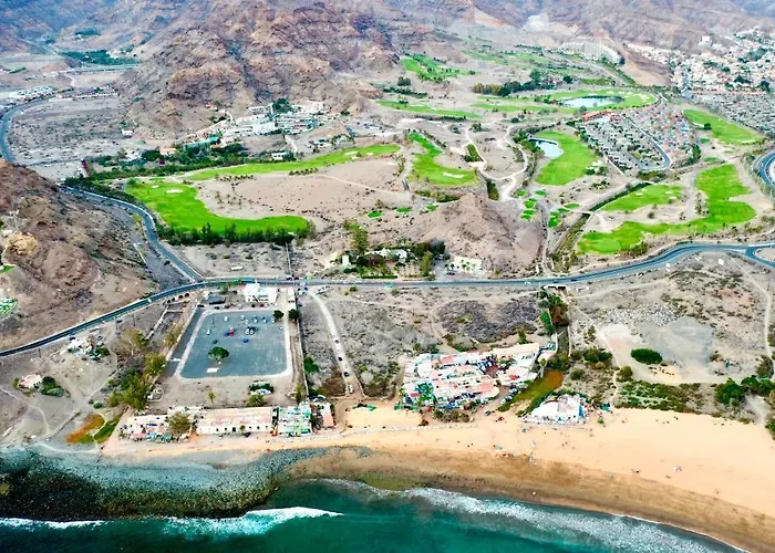 Apartment Cura Marina Seafront *